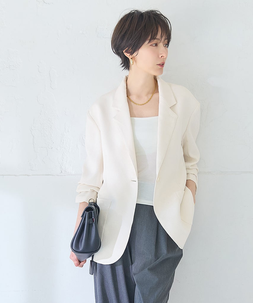 大人女性の夏オフィスカジュアル｜涼しくてきちんと見える通勤コーデの選び方