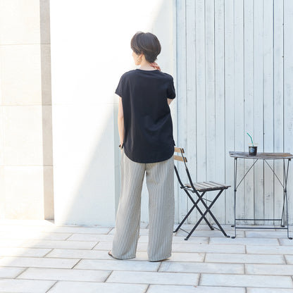 汗対策コットンTシャツ｜裾のスリットが動きやすさをプラス