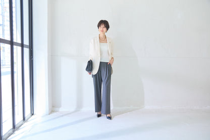 杢調タックワイドパンツ_オフィスカジュアル_きちんと感とリラックス感を兼ね備えたパンツ