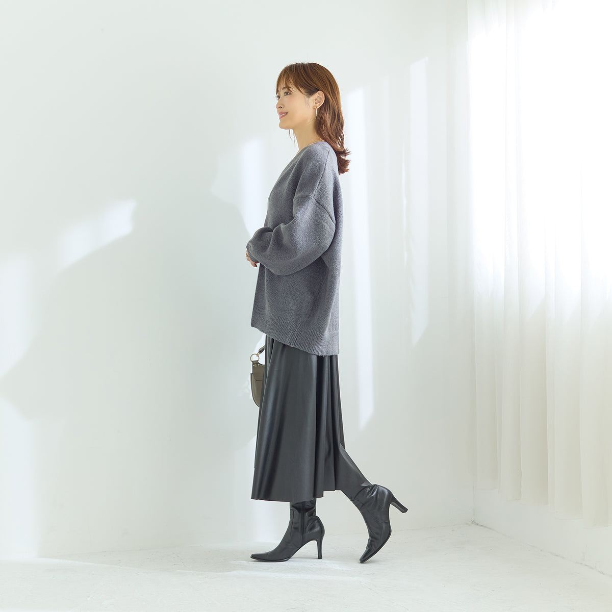 リラックスキーネックセーター