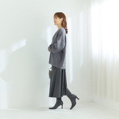 リラックスキーネックセーター