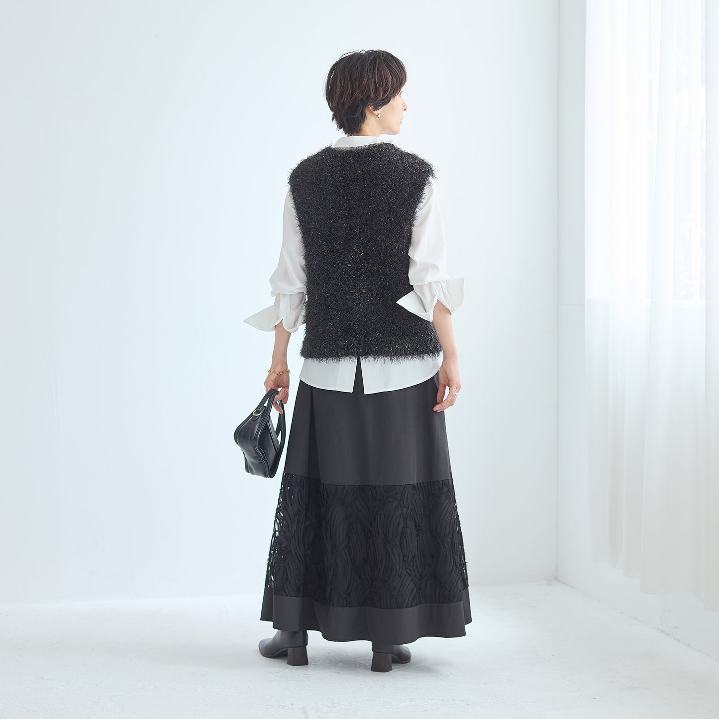 ラメシャギーベスト