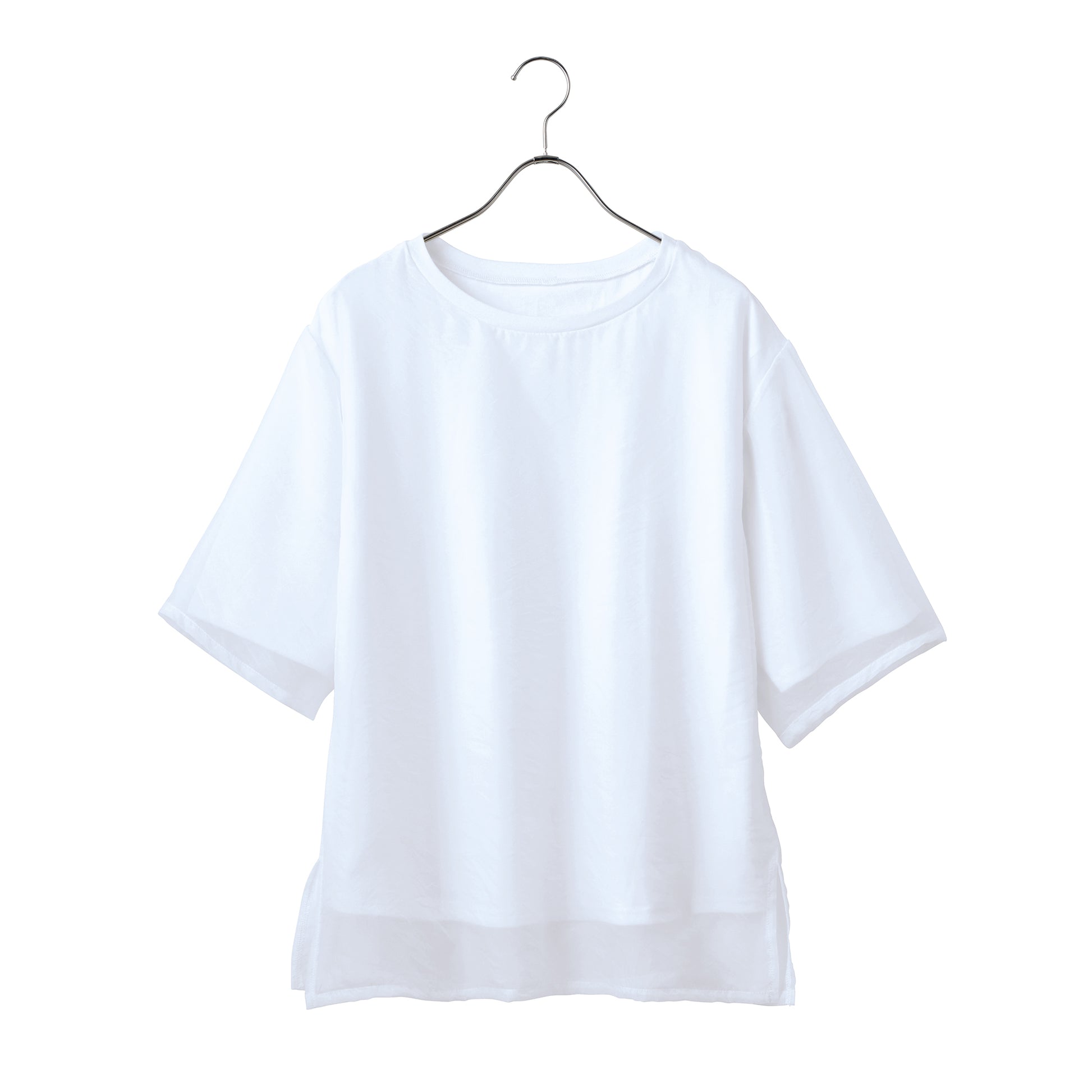 シアー重ね着風Tシャツ｜Tシャツ以上ブラウス未満の絶妙なバランス 襟元と袖